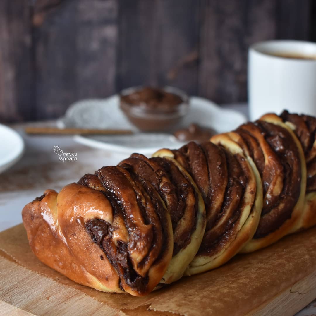 Babka sa Nutellom
