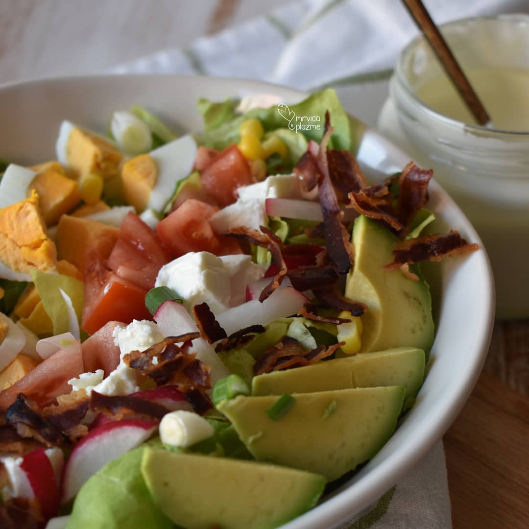 Cobb salata