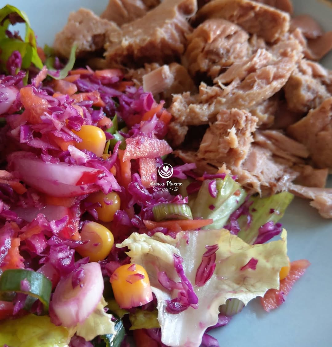 Tunjevina i mix salata